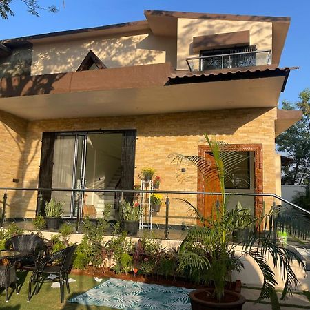 Lavish Villa - 3 Bhk Pool With Lawn Lonavala Exteriör bild
