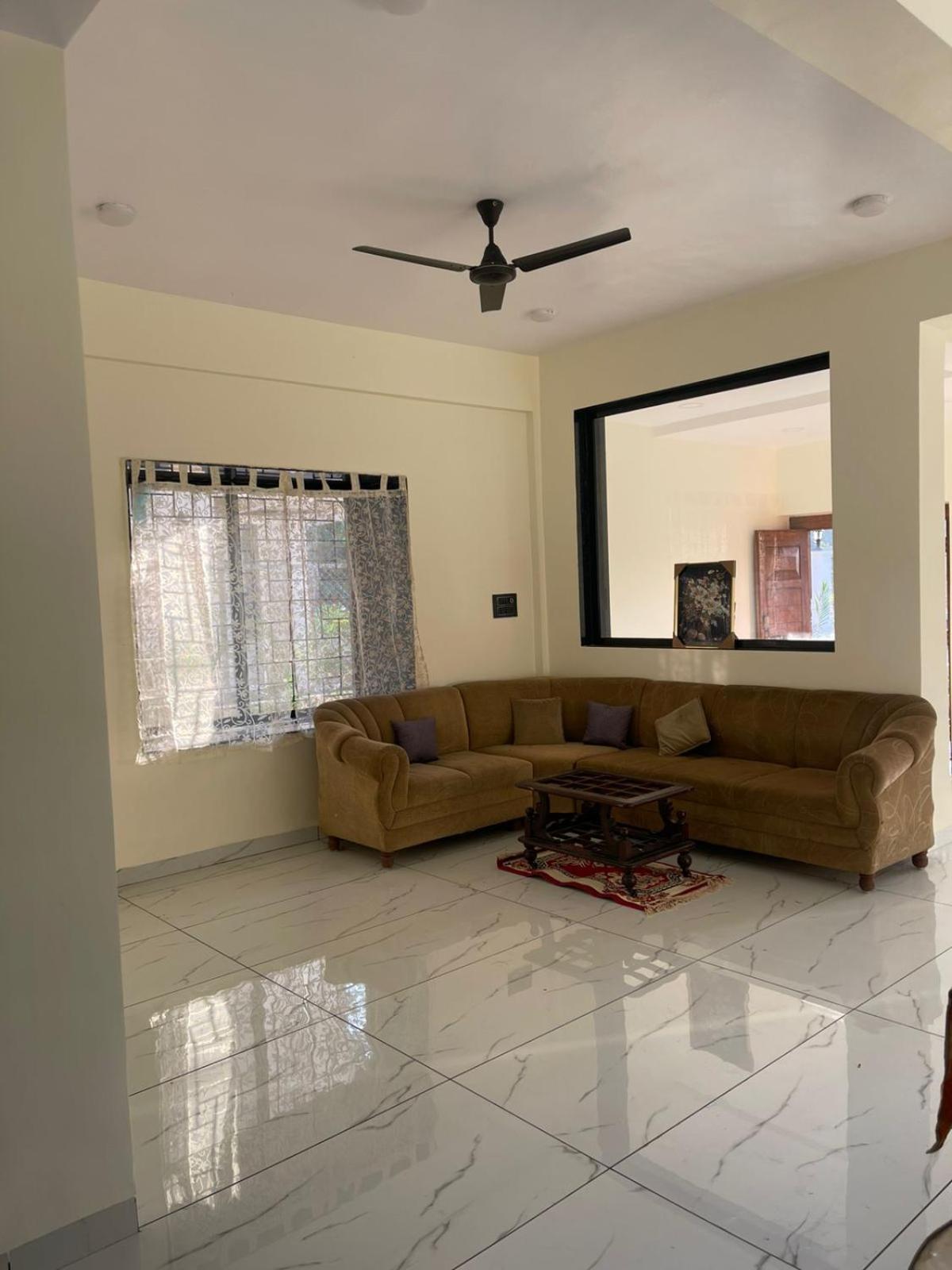Lavish Villa - 3 Bhk Pool With Lawn Lonavala Exteriör bild